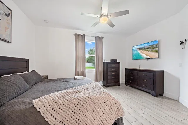  Residence photo 9