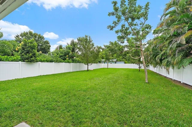  Residence photo 20