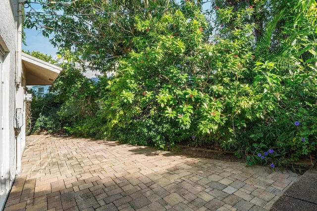  Residence photo 21