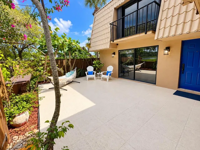 Residence photo 6