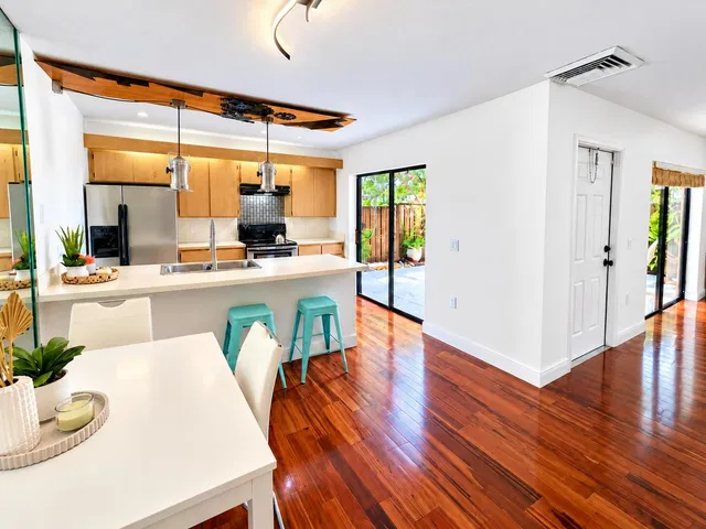 Residence photo 14