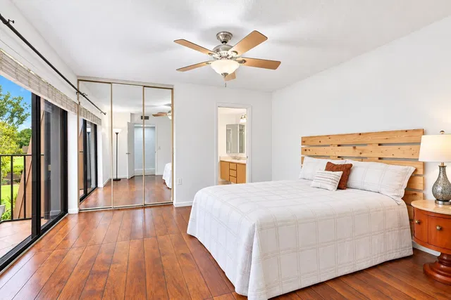 Residence photo 16