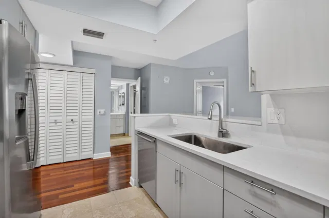 Townsend Place Unit 435 photo 6