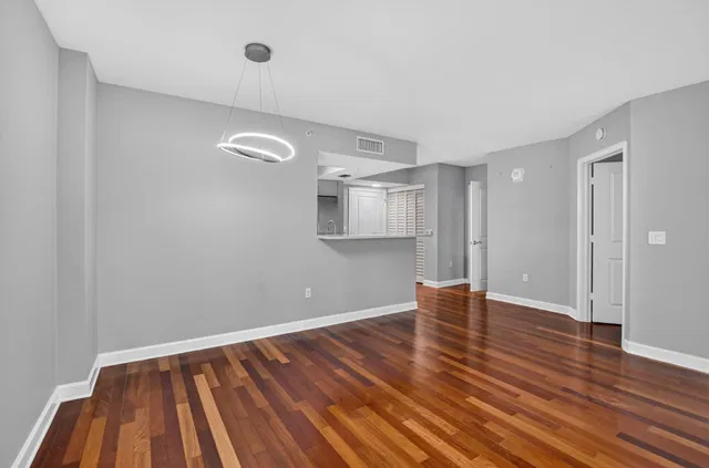 Townsend Place Unit 435 photo 11