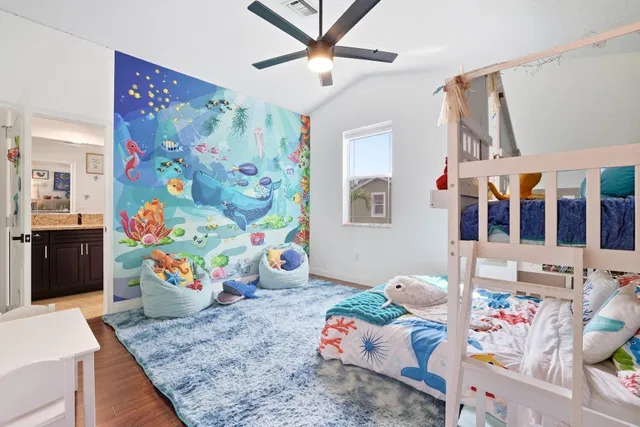 Residence photo 18