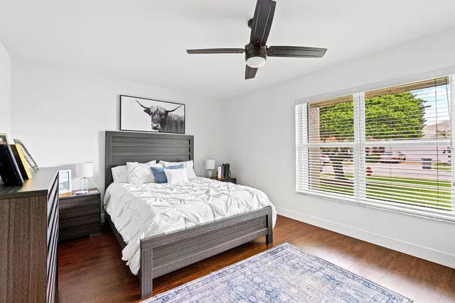 Residence photo 18
