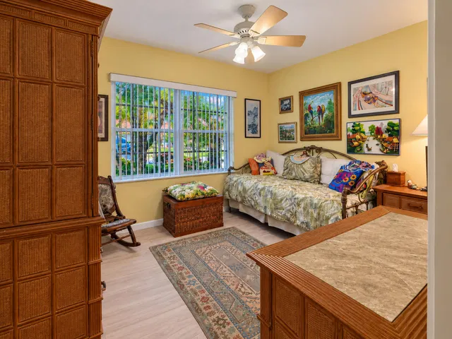 Residence photo 23