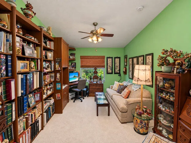 Residence photo 25