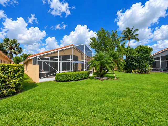 Residence photo 32