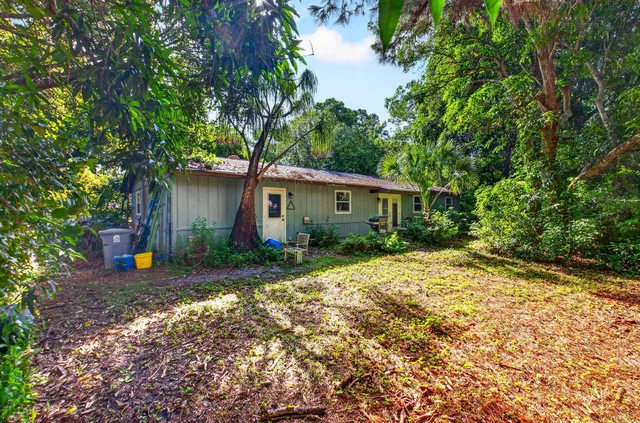 Residence photo 17