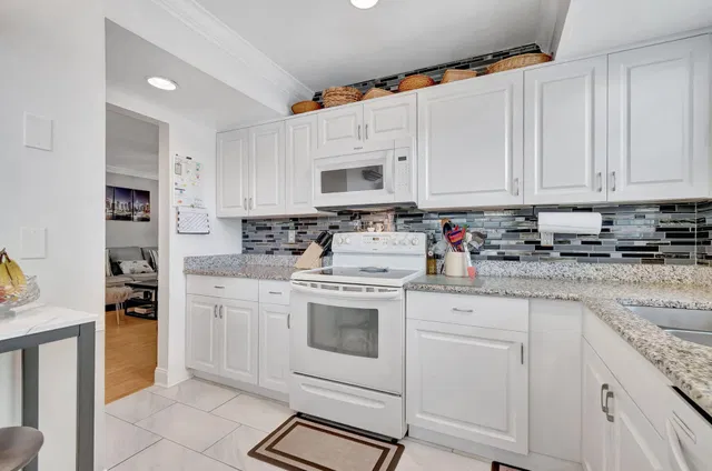  Unit 205 photo 19