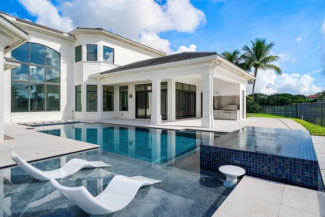 Seven Bridges Residence photo 41
