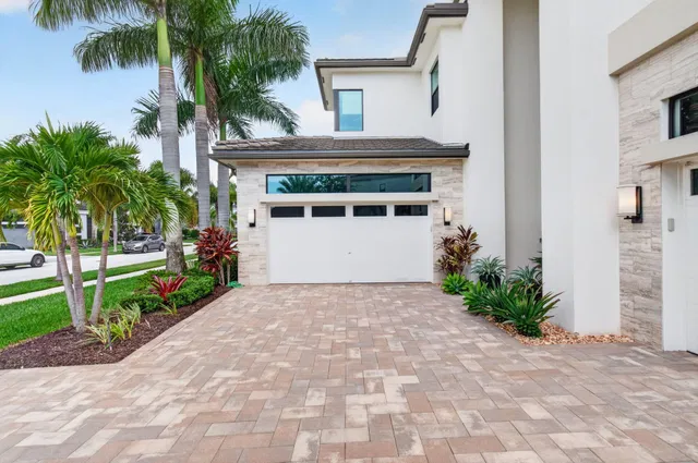 Boca Bridges Residence photo 6
