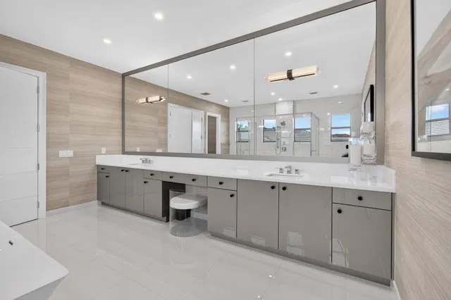 Boca Bridges Residence photo 91