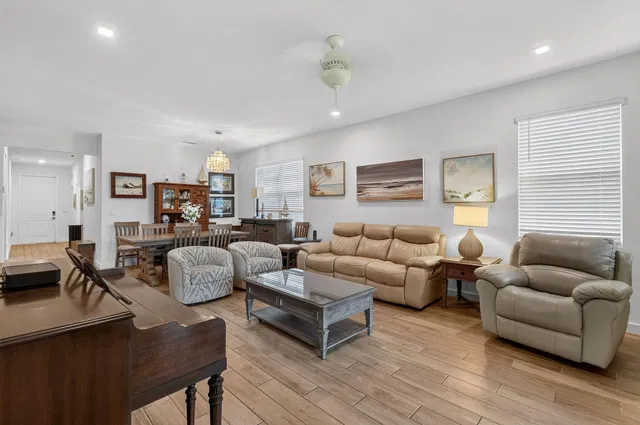Residence photo 15