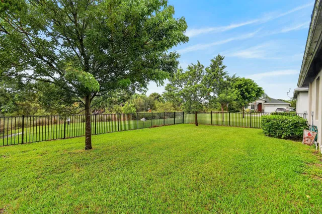 Residence photo 44