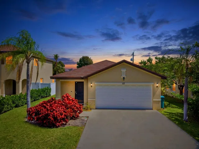 Residence photo 11