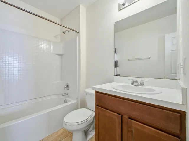 Residence photo 12