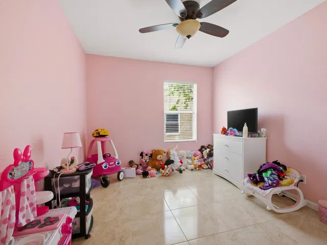Residence photo 21