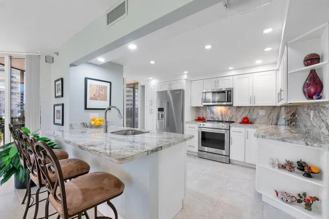 Boca Raton Unit 401 photo 8