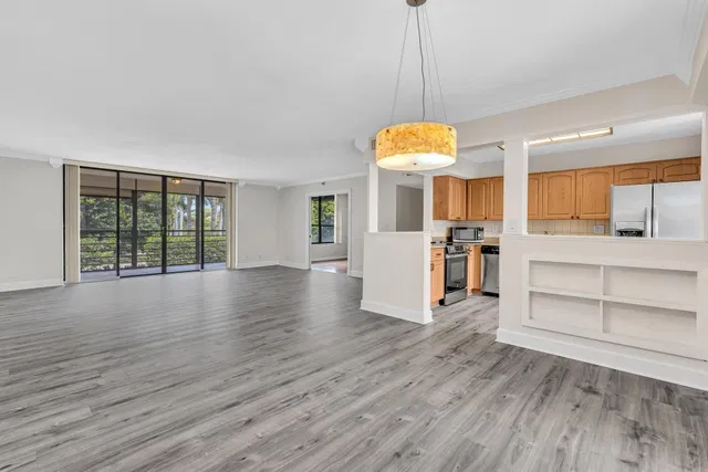  Unit 202 photo 12