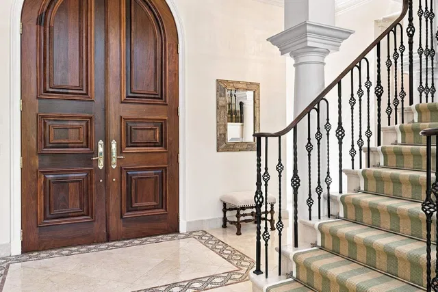 In-Town Palm Beach Residence photo 10