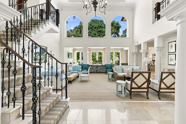 In-Town Palm Beach Residence photo 11