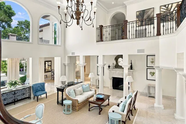 In-Town Palm Beach Residence photo 14