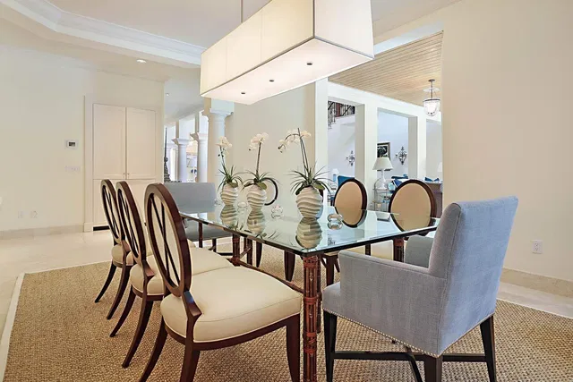 In-Town Palm Beach Residence photo 17