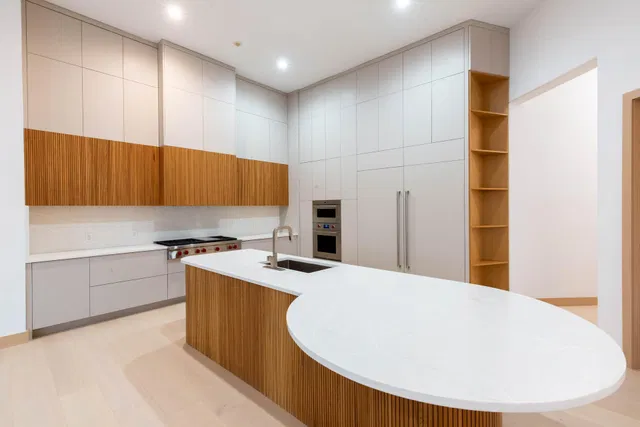 Palm Beach Point Residence photo 13