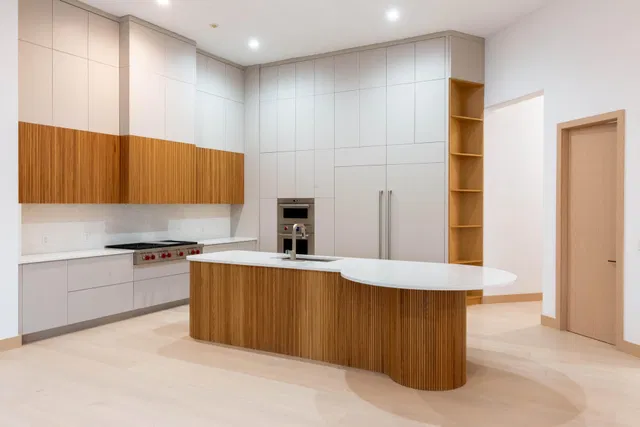 Palm Beach Point Residence photo 14