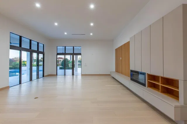 Palm Beach Point Residence photo 16