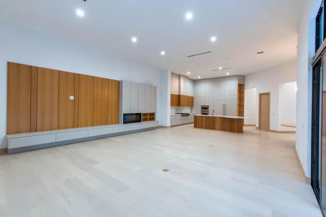 Palm Beach Point Residence photo 17