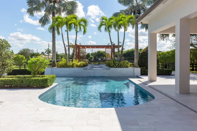 Palm Beach Point Residence photo 35