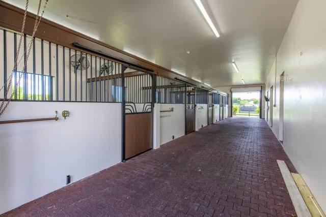 Palm Beach Point Residence photo 39