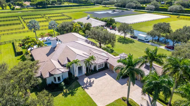 Palm Beach Point Residence photo 53