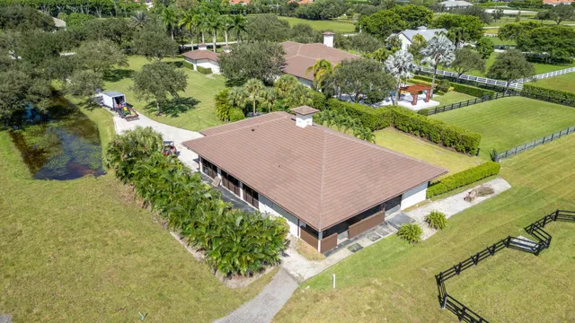 Palm Beach Point Residence photo 57