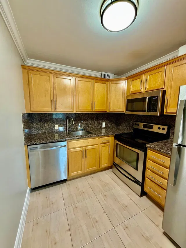 Residence photo 9