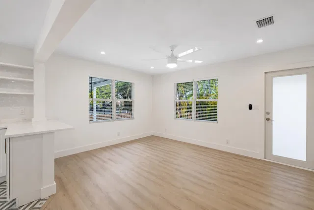 West Palm Beach Residence photo 11