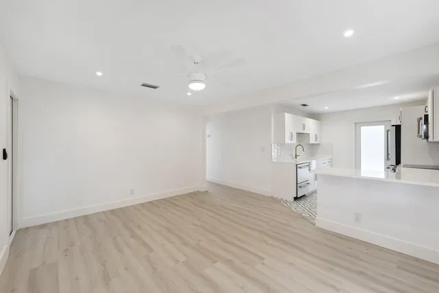 West Palm Beach Residence photo 13