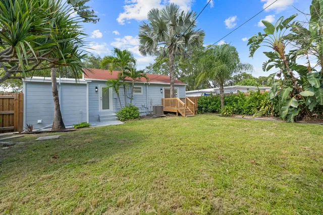 West Palm Beach Residence photo 22