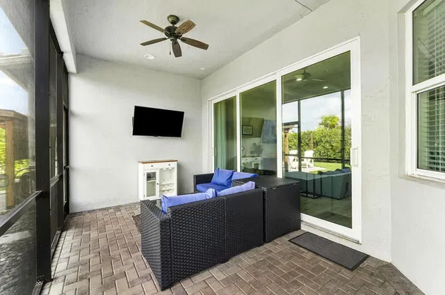 Residence photo 26