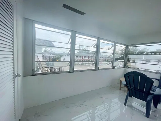 Unit 203 photo 13