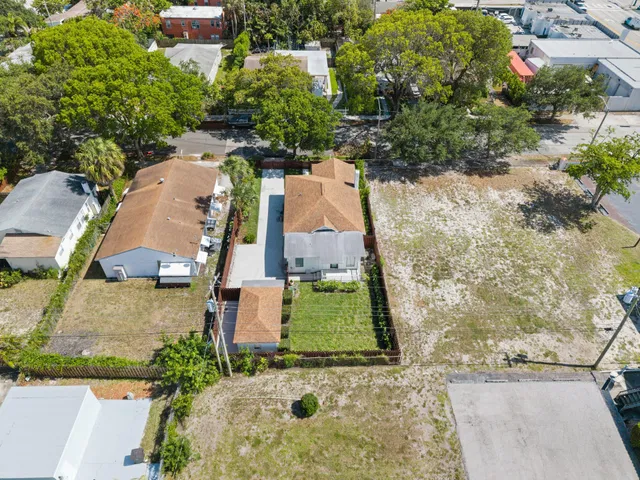 West Palm Beach Residence photo 33