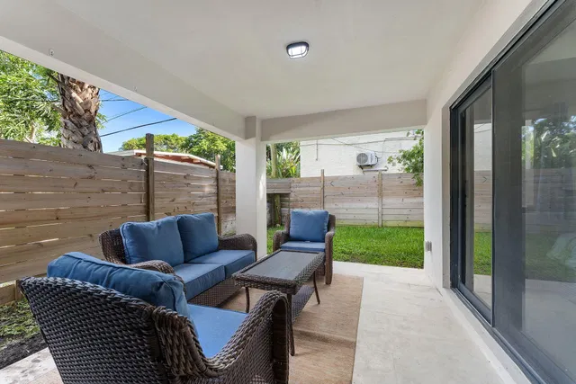 West Palm Beach Residence photo 24