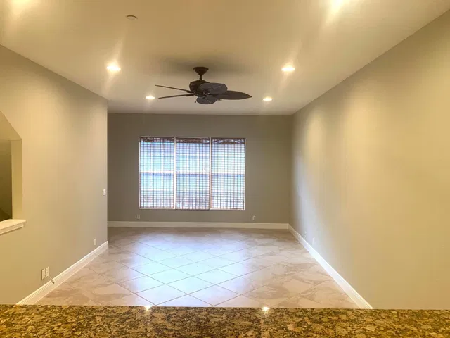 Residence photo 9