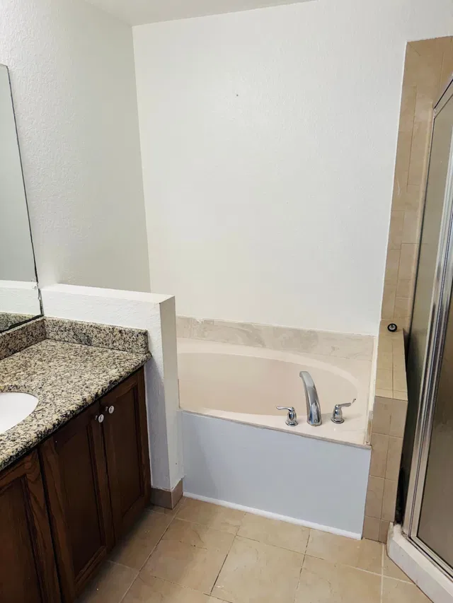 Residence photo 10