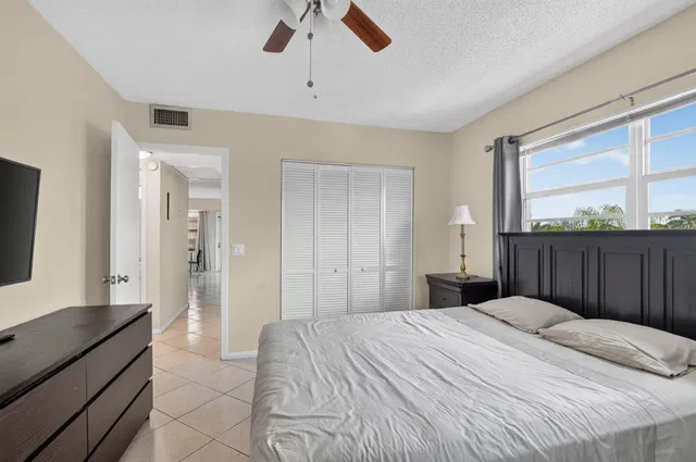  Residence photo 14