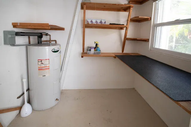  Residence photo 6