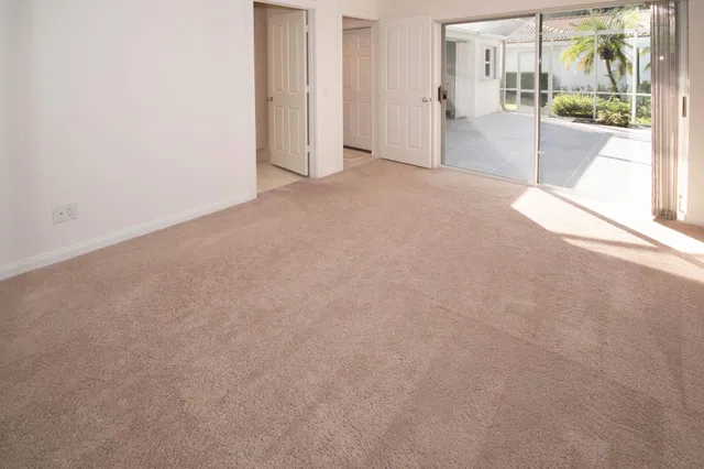  Residence photo 18